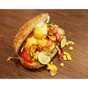 Falafel-Gemüse Sandwich im Dinkel-Vollkornbrot